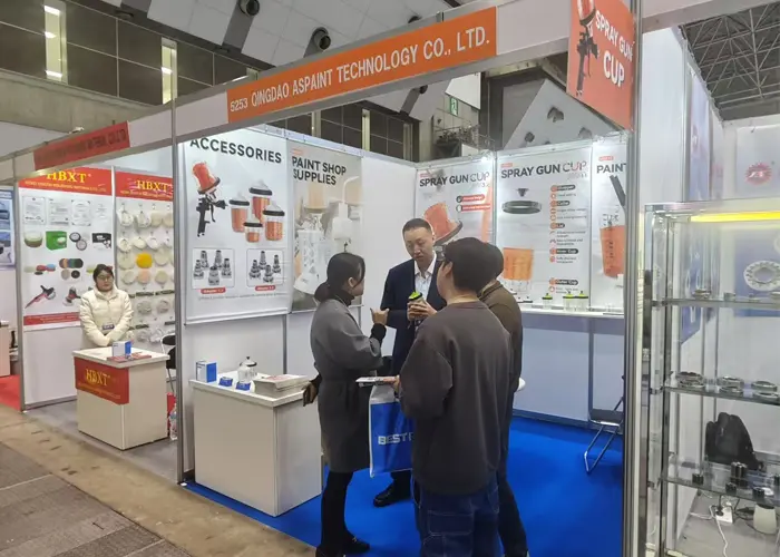 „Qingdao Espant Technology Co., Ltd.“ šviečia 2025 m. Tokijo tarptautinėje automobilių dalių parodoje (IAAE) su purškimo pistoleto taure.